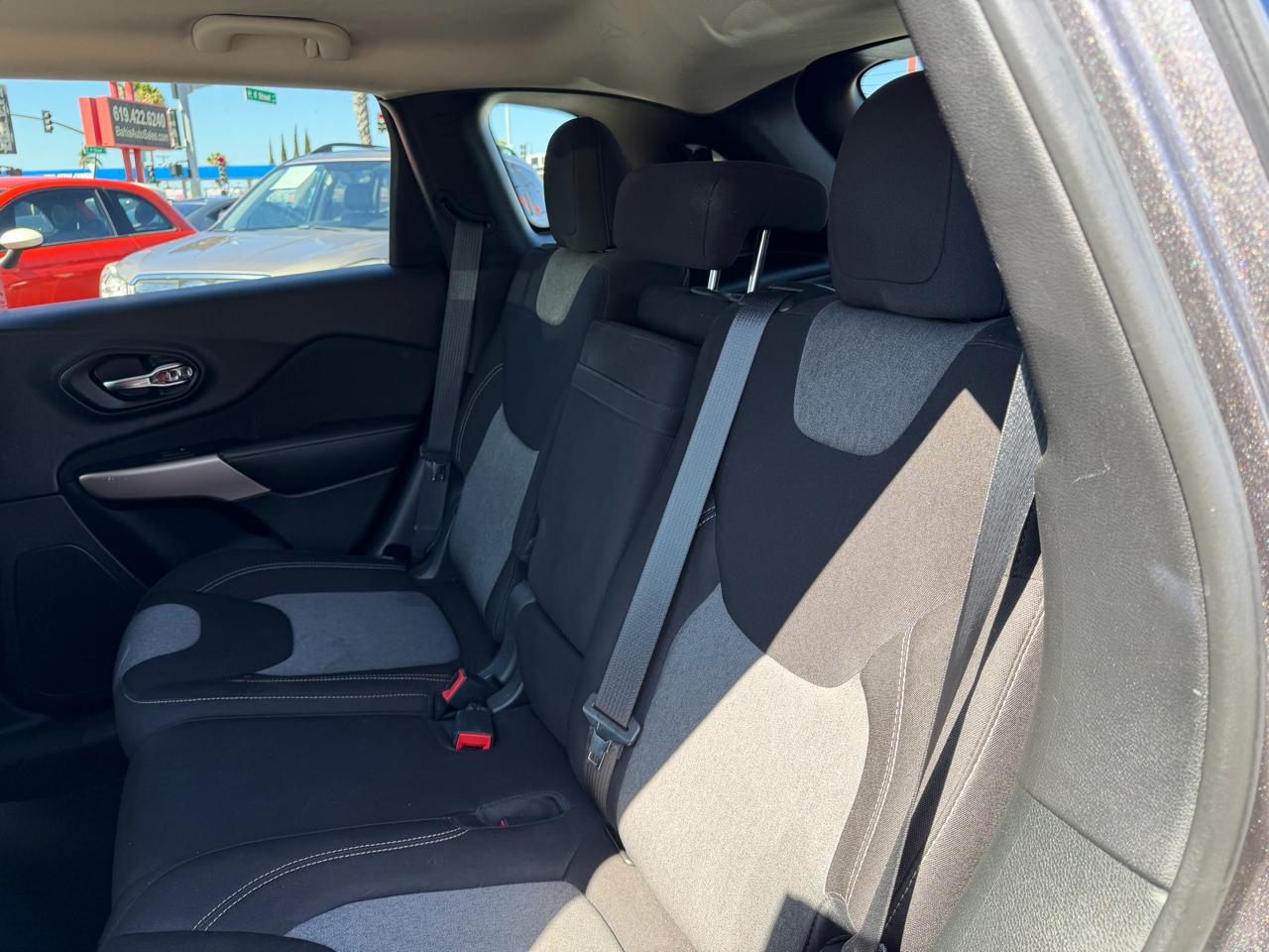 Jeep Cherokee  2018
