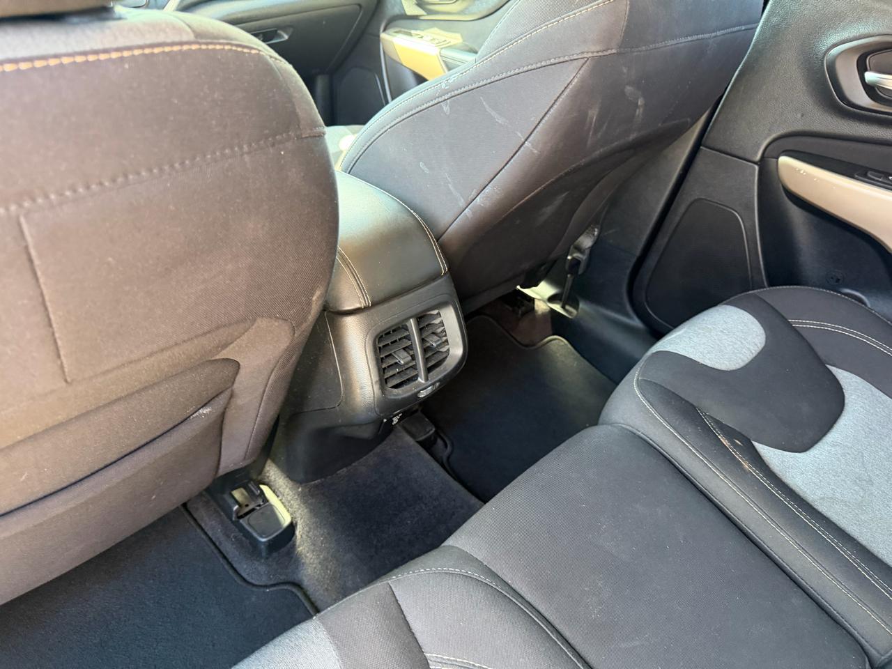 Jeep Cherokee  2018