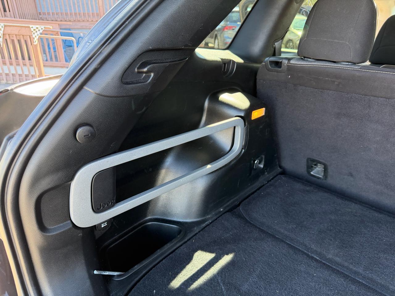 Jeep Cherokee  2018