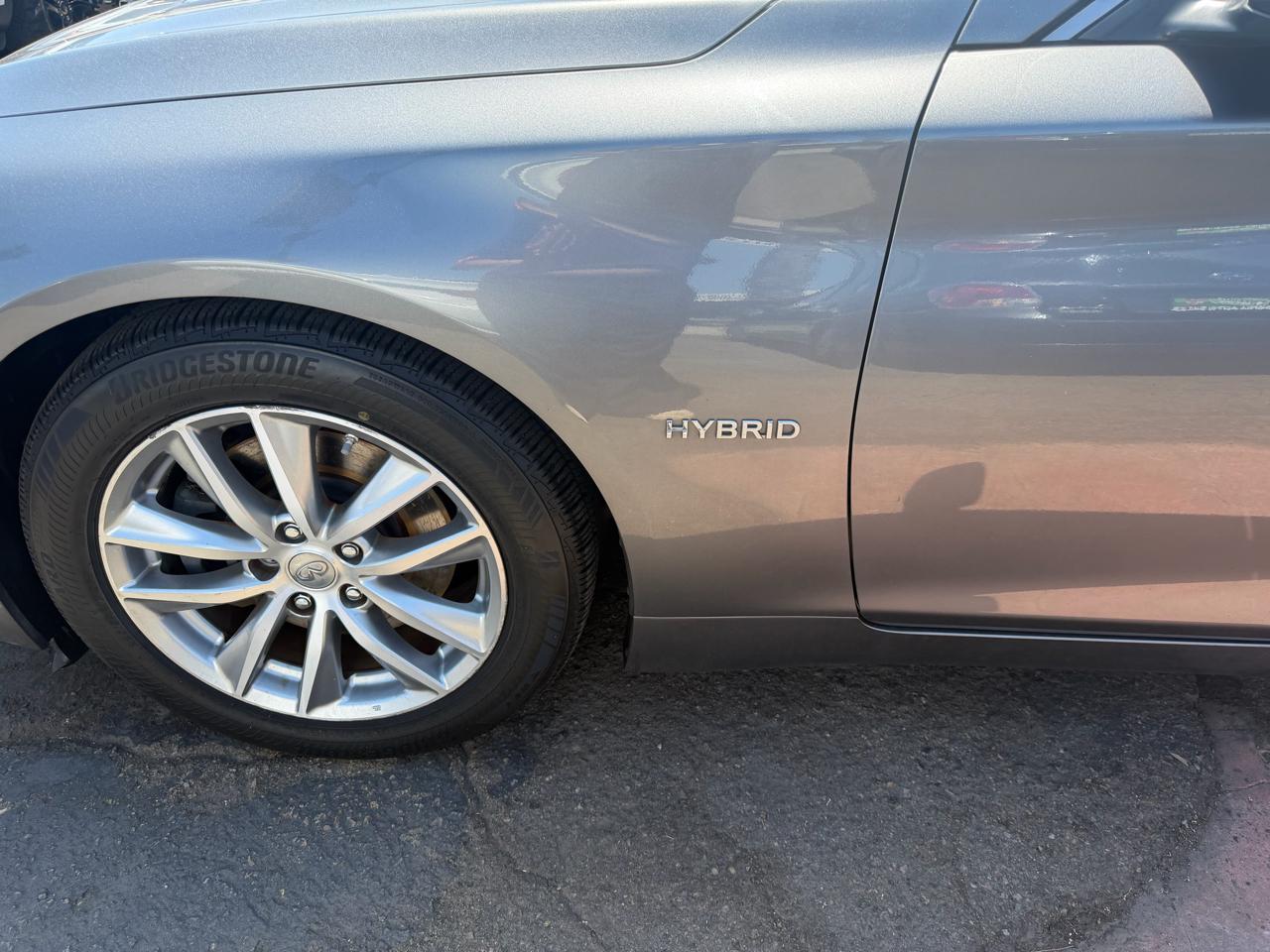 Infiniti Q50  2015