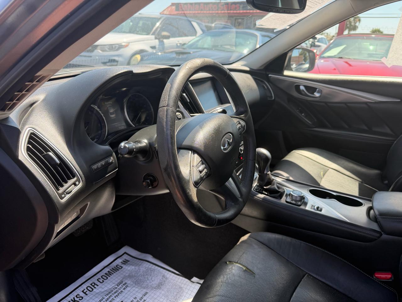 Infiniti Q50  2015