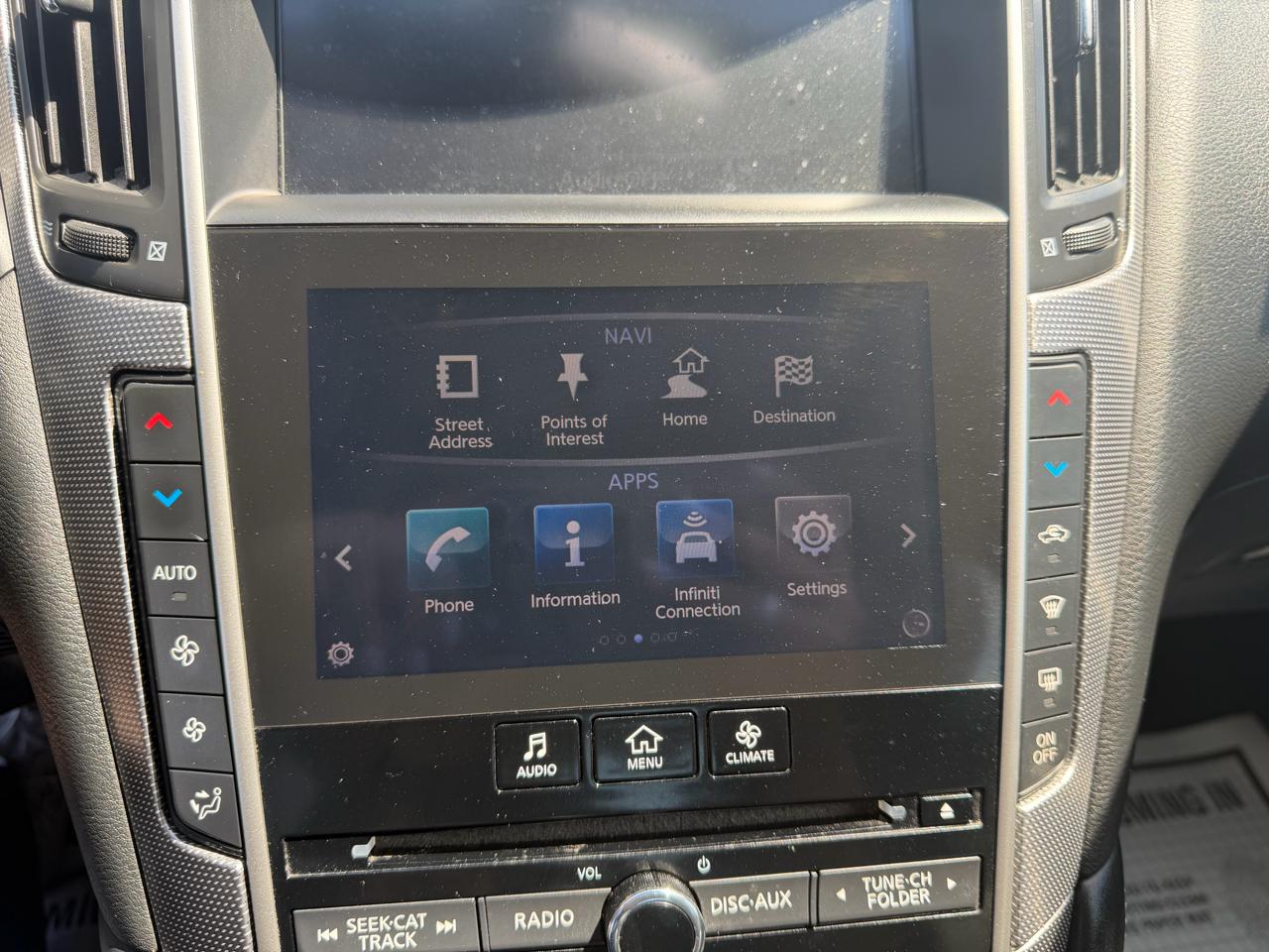 Infiniti Q50  2015