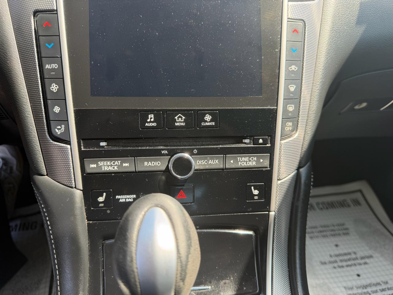 Infiniti Q50  2015