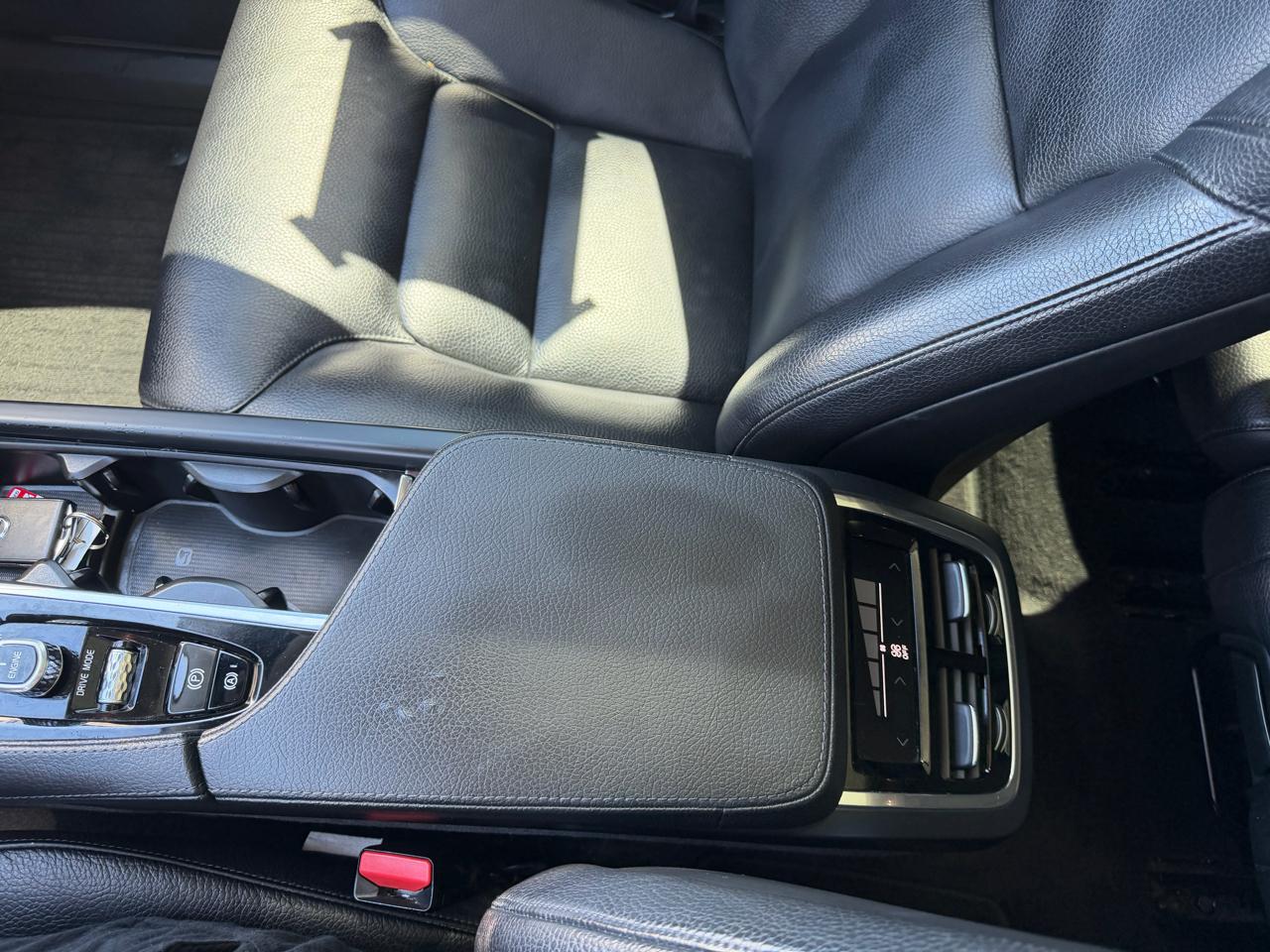 Volvo XC90  2017