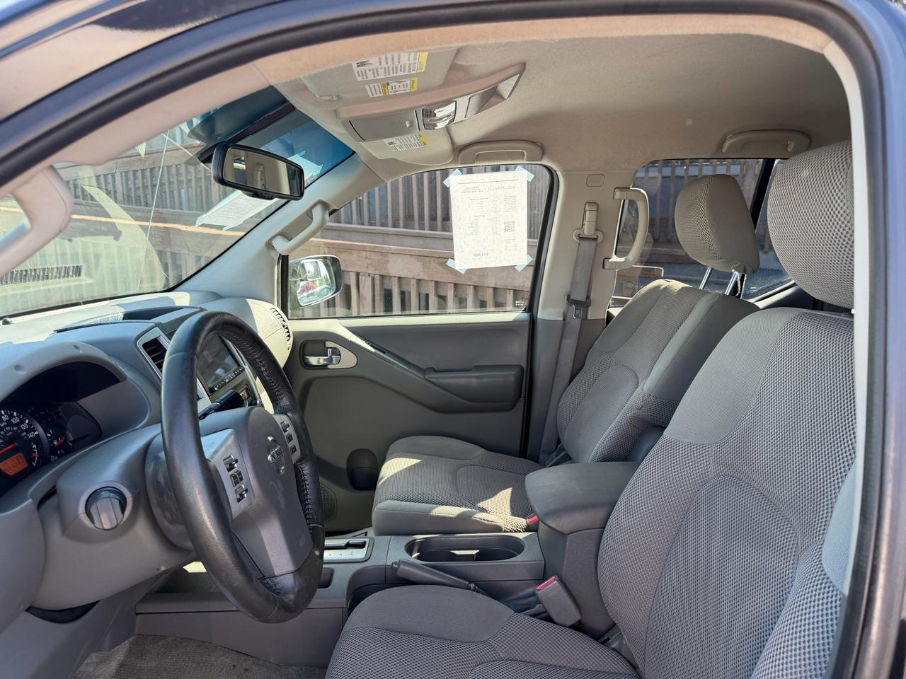 Nissan Frontier  2014