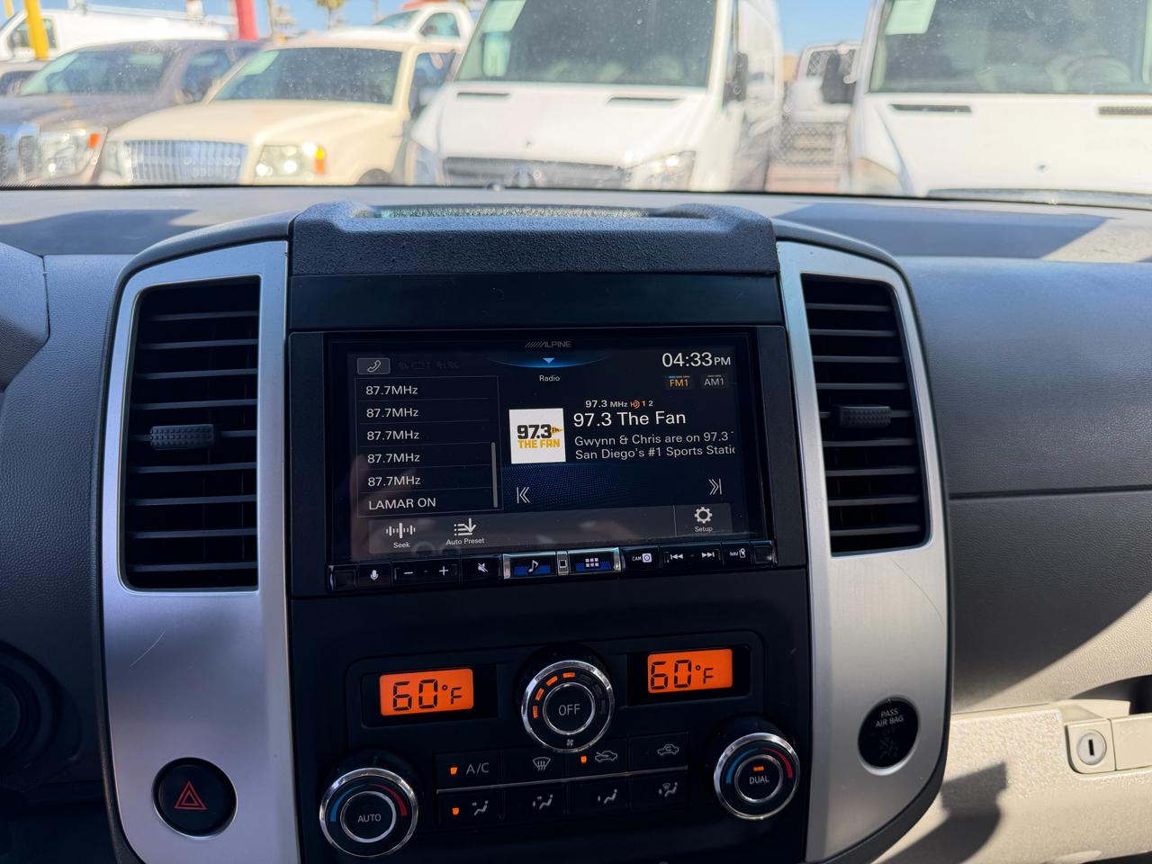 Nissan Frontier  2014