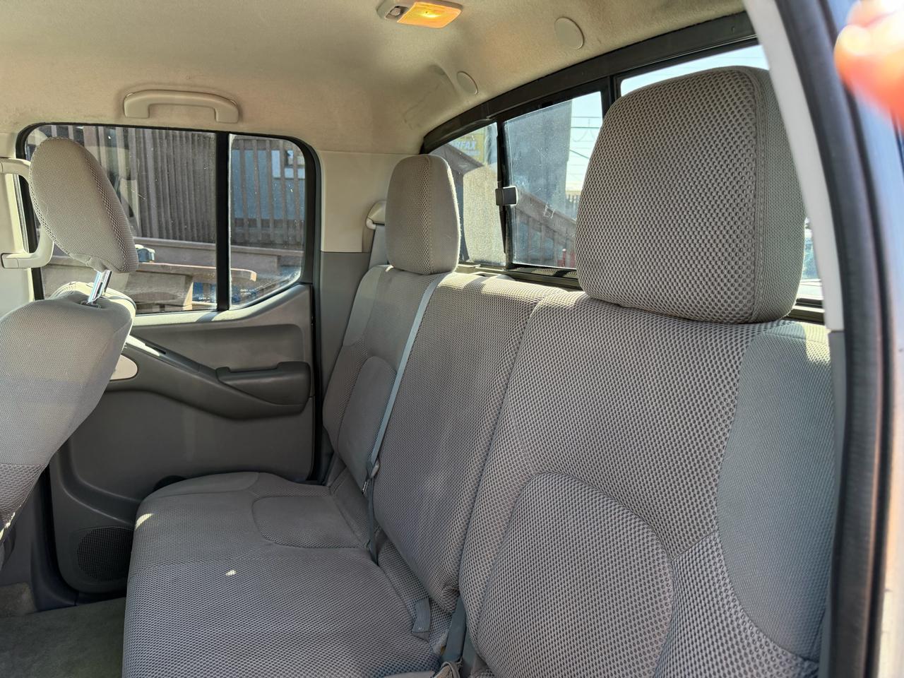 Nissan Frontier  2014