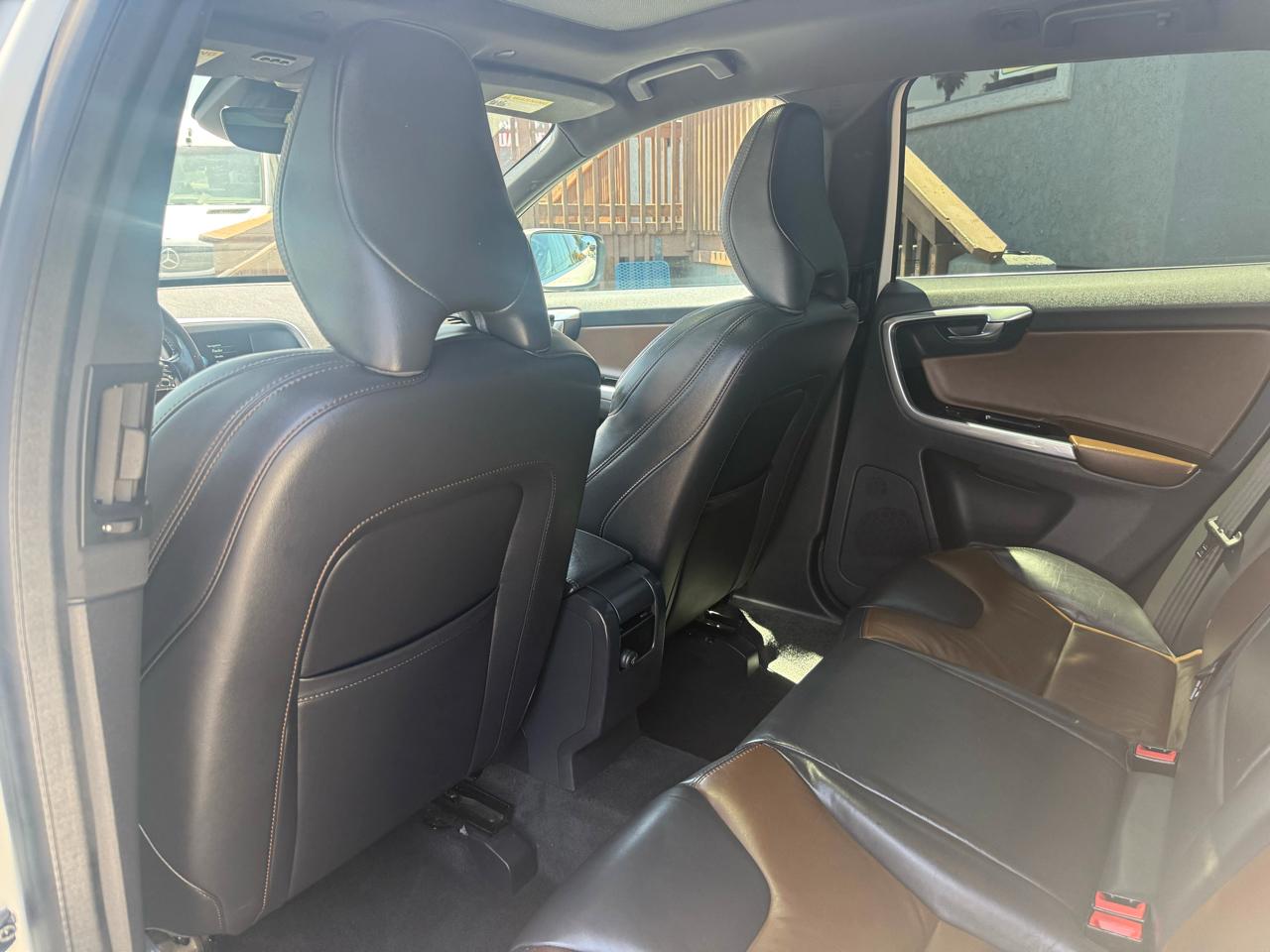 Volvo XC60  2015