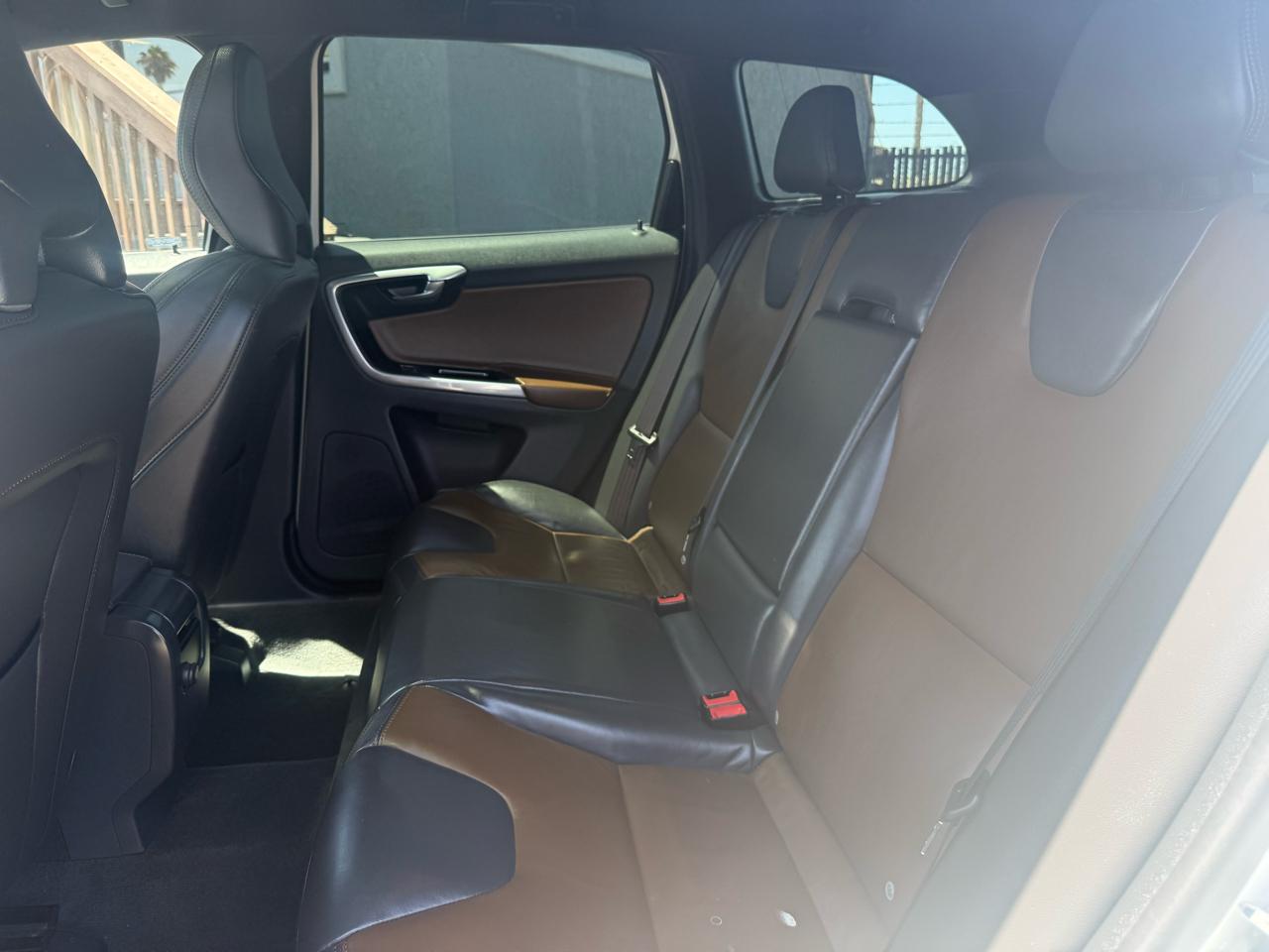 Volvo XC60  2015