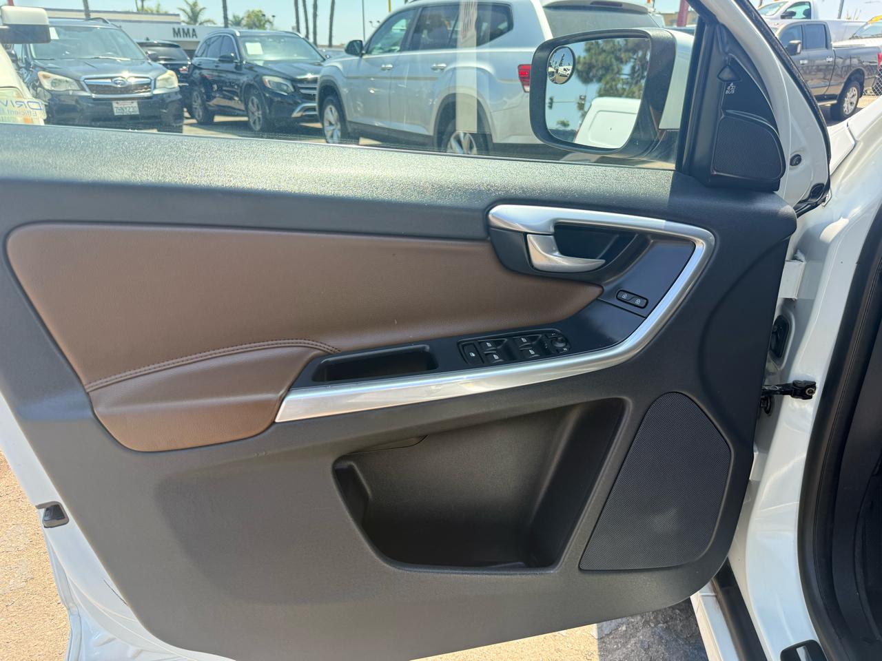 Volvo XC60  2015