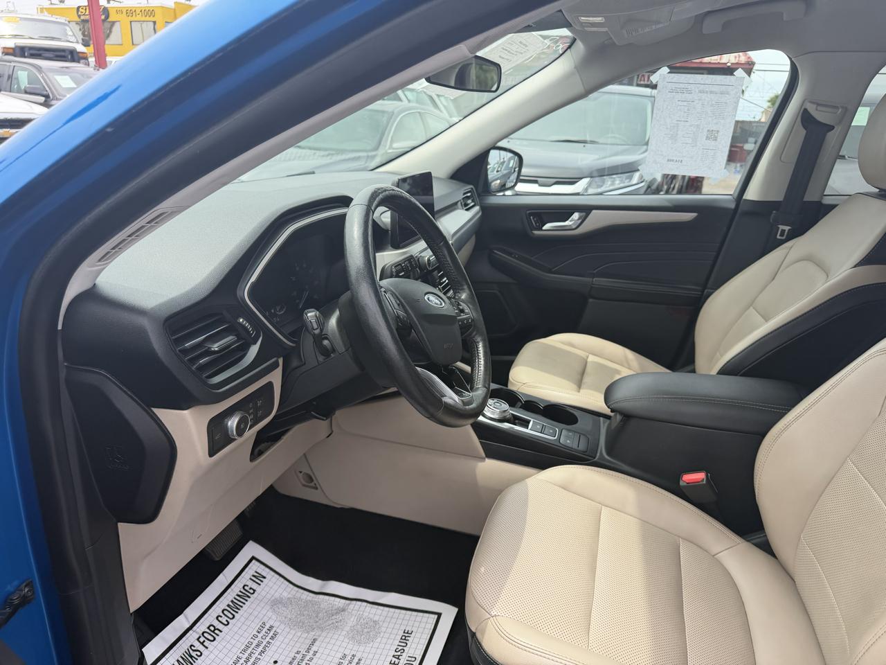 Ford Escape  2021