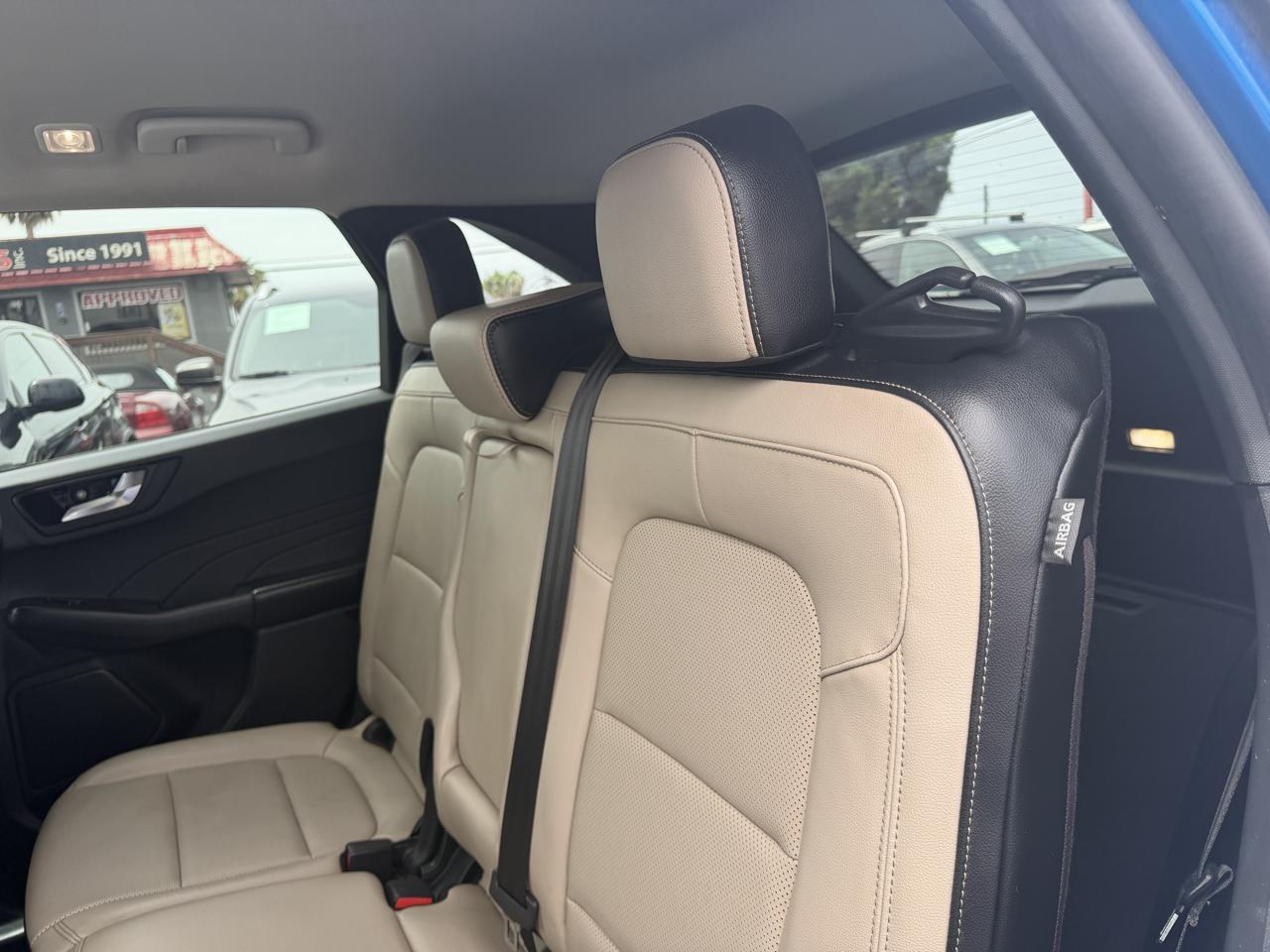 Ford Escape  2021