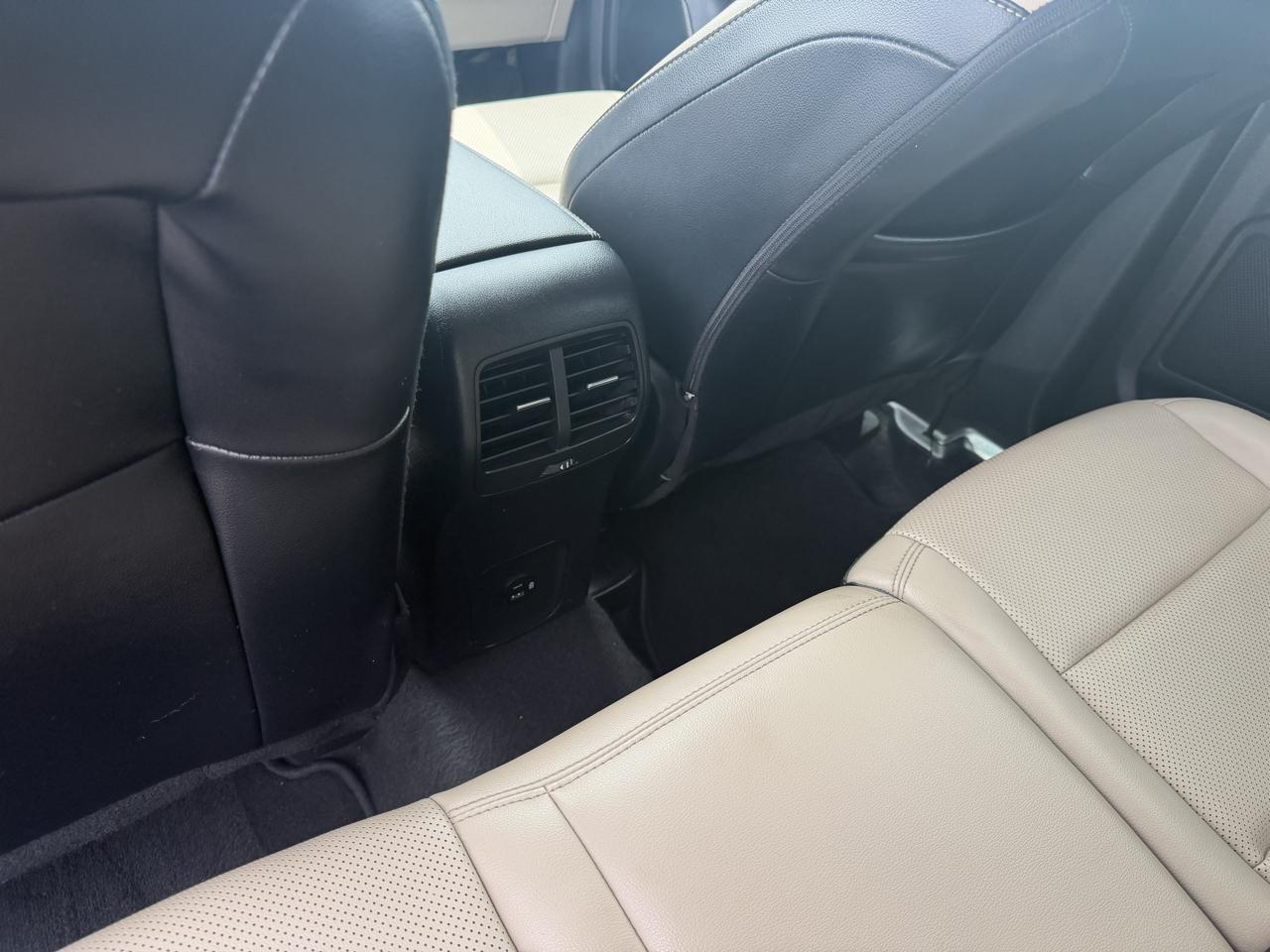 Ford Escape  2021
