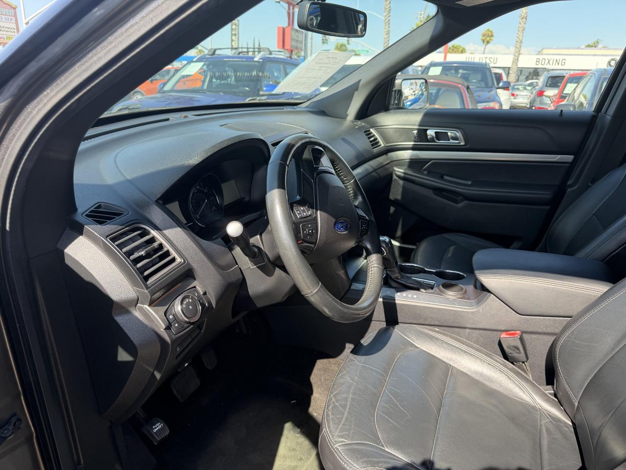 Ford Explorer  2018