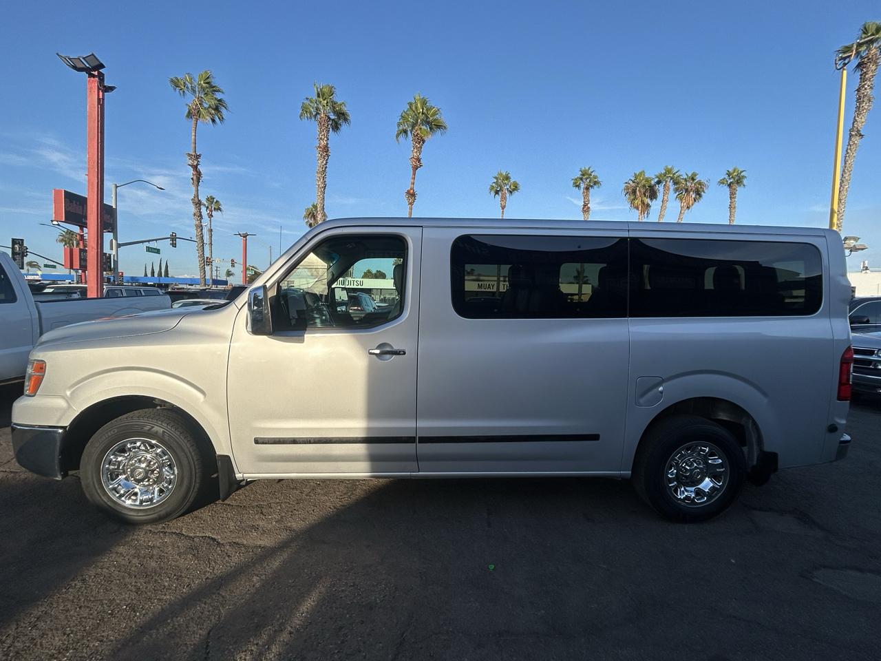 Nissan NV Passenger  2016