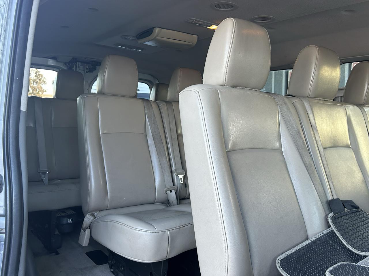 Nissan NV Passenger  2016