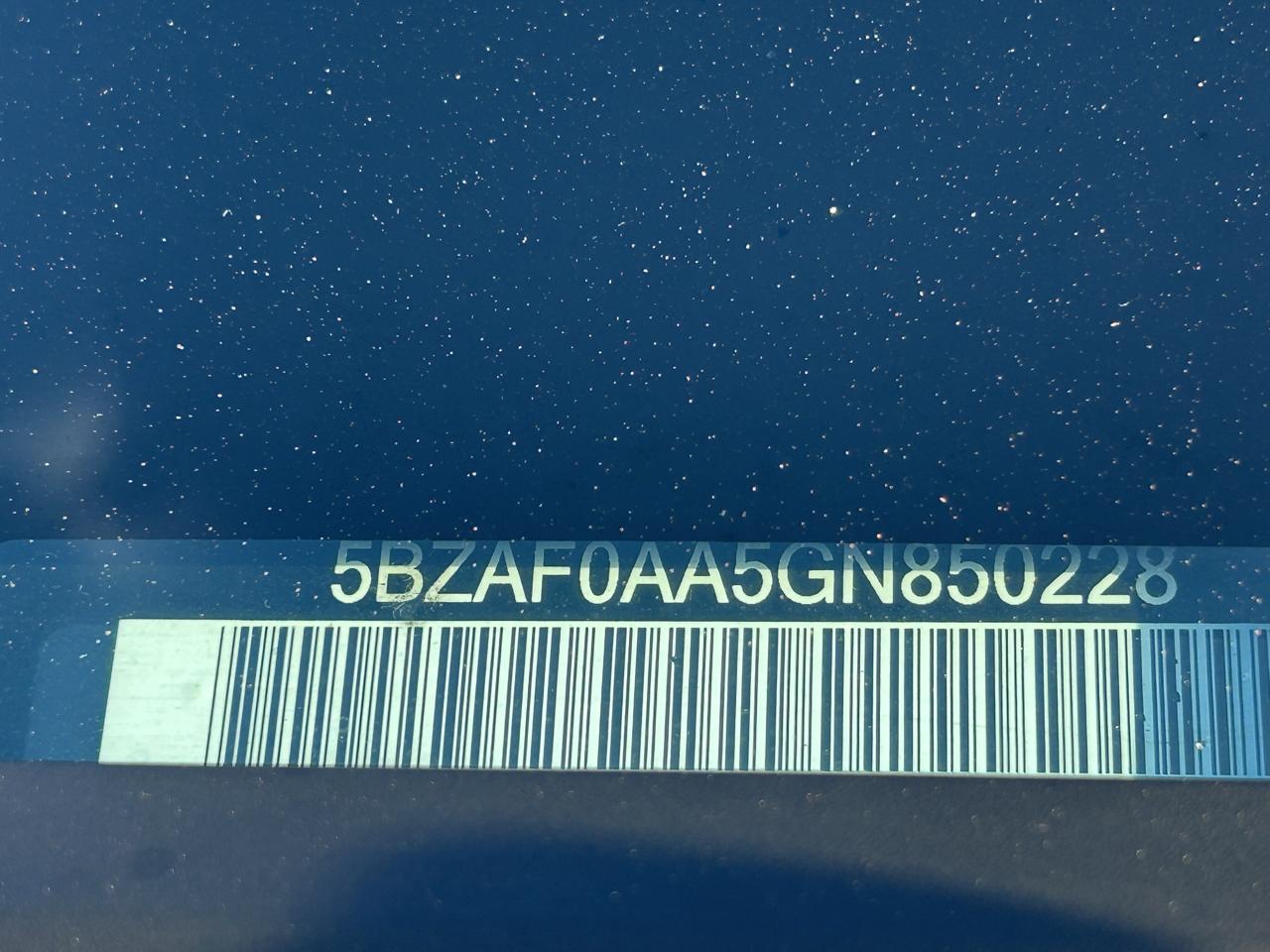 Nissan NV Passenger  2016