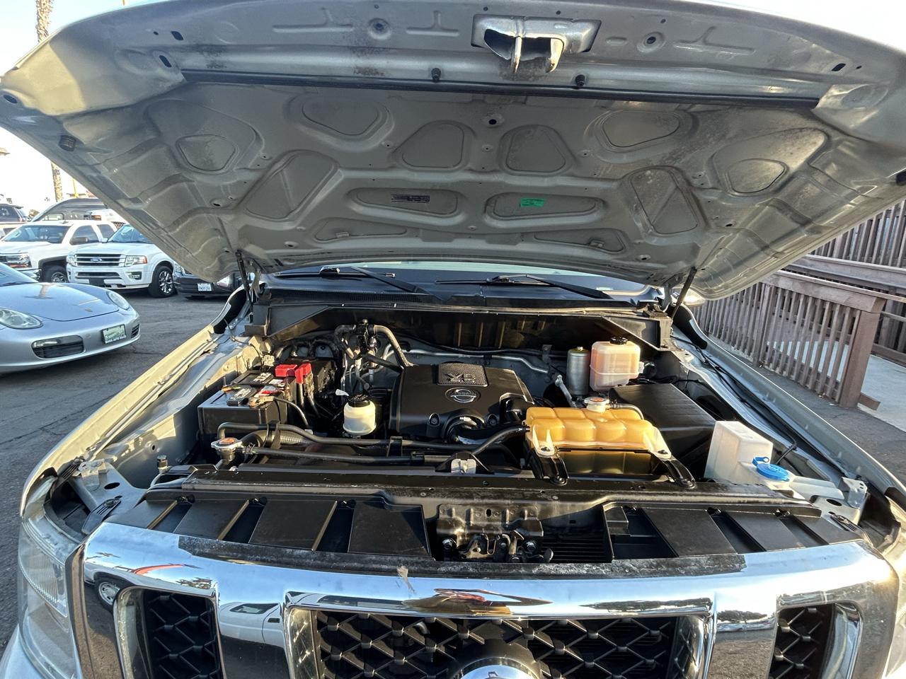 Nissan NV Passenger  2016