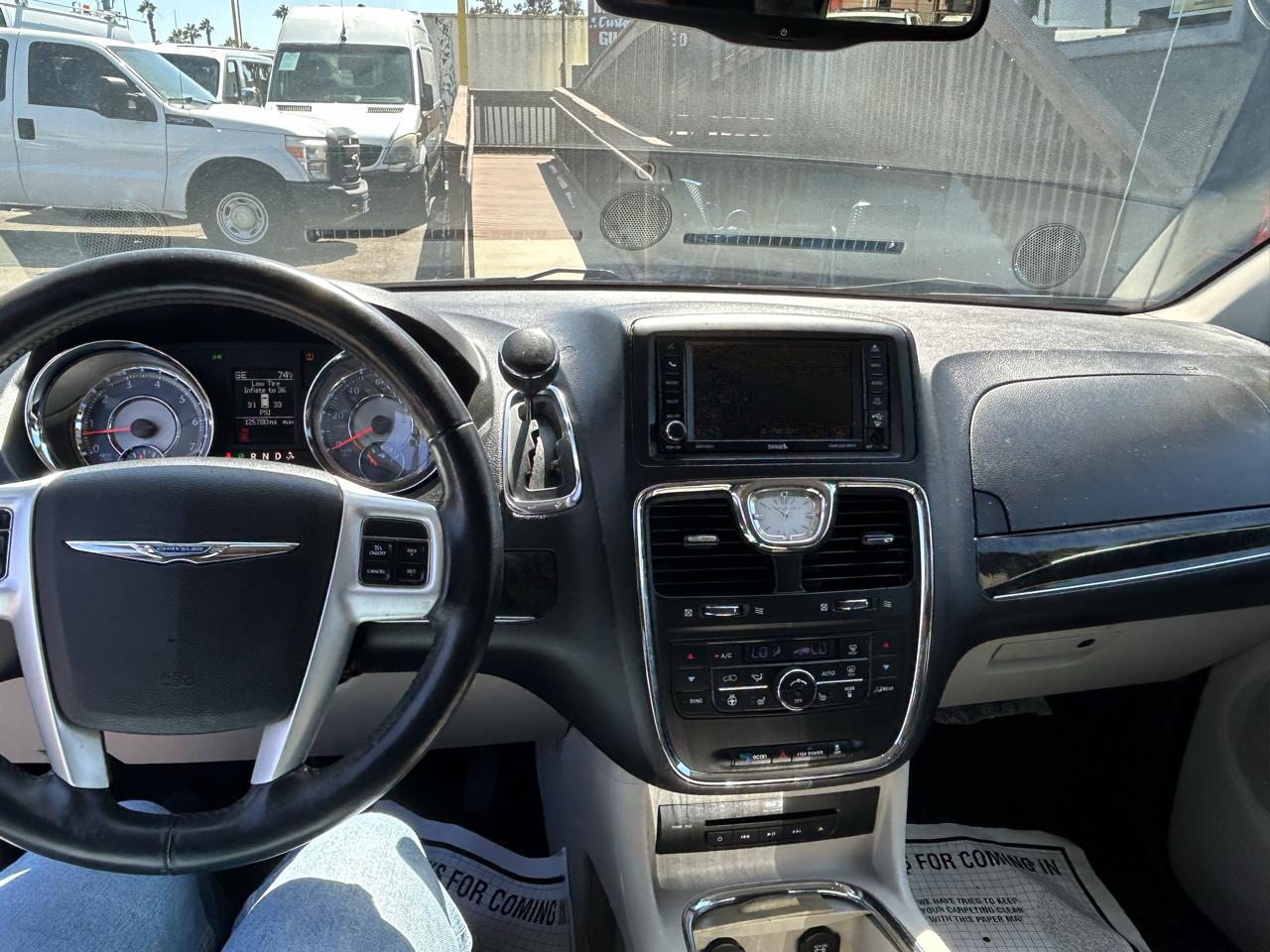 Chrysler Town & Country  2015