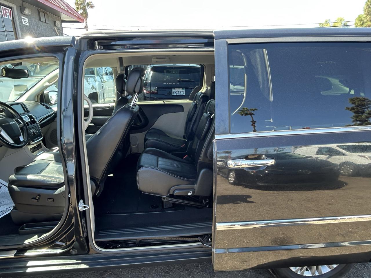 Chrysler Town & Country  2015