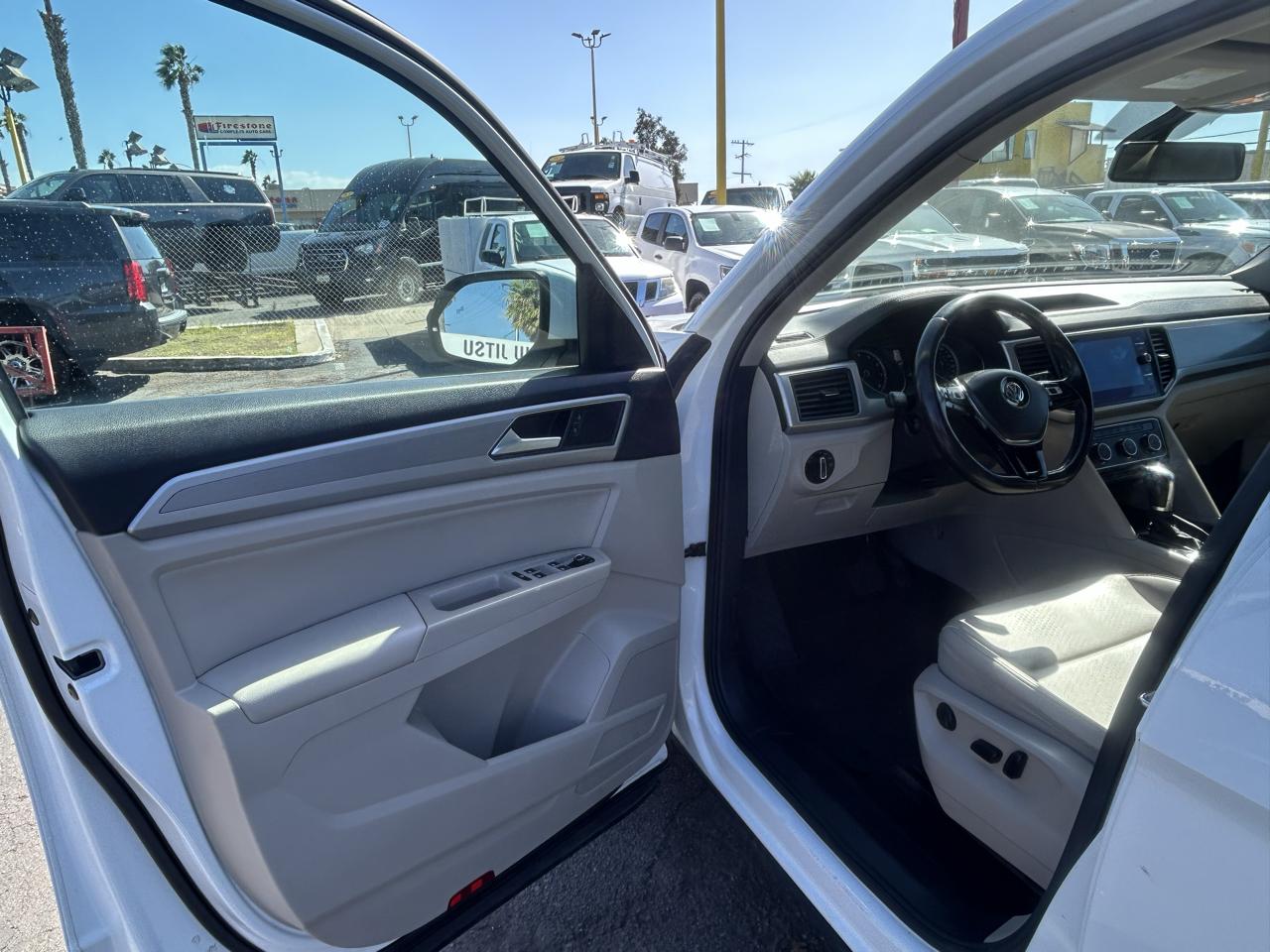 Volkswagen Atlas  2018