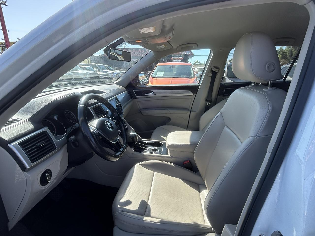 Volkswagen Atlas  2018