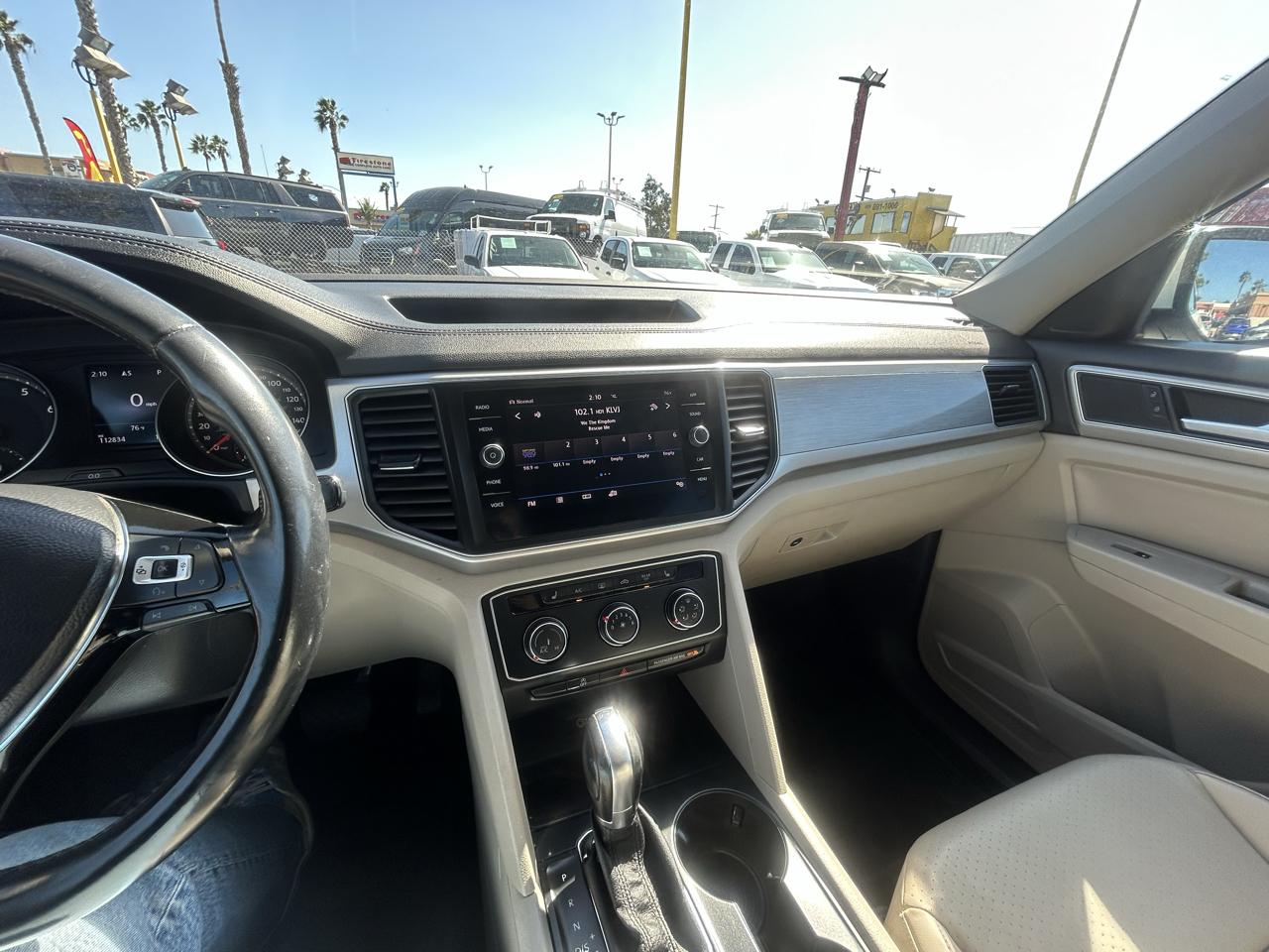 Volkswagen Atlas  2018