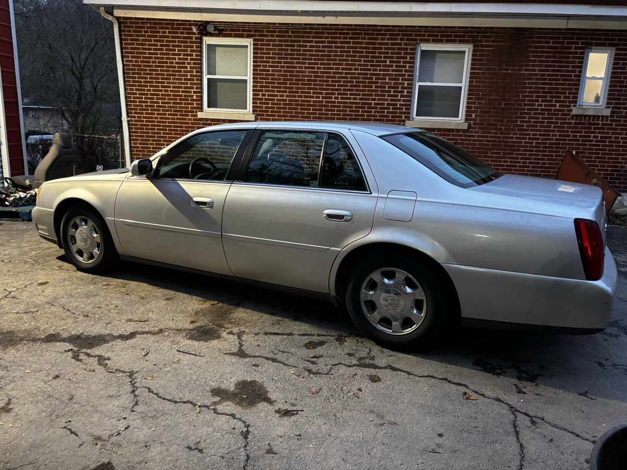 2002 Cadillac DeVille BASE