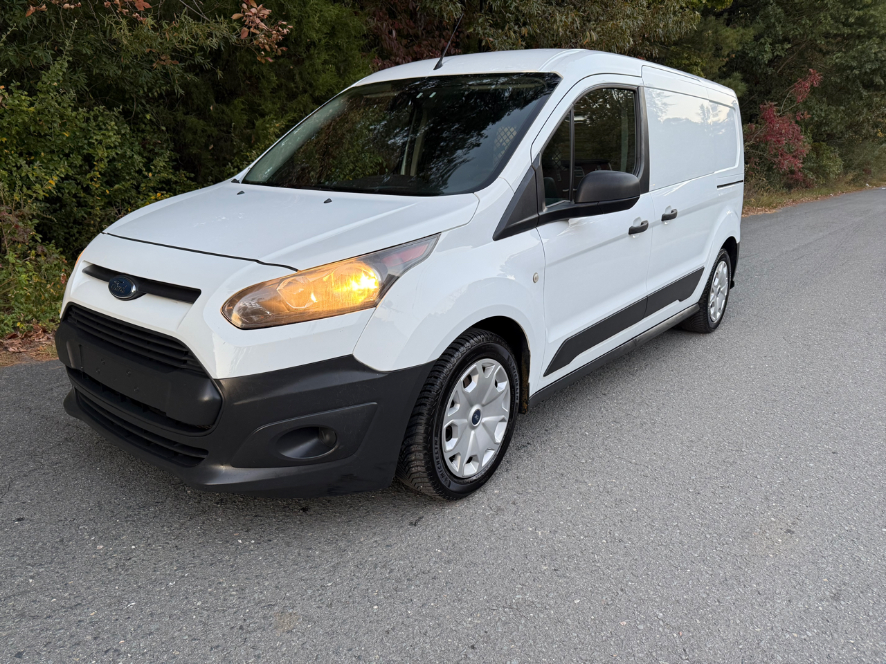 Ford Transit Connect Cargo Van XL LWB w/Rear 180 Degree Door 2017 Ford Transit Connect Cargo Van XL LWB w/Rear 180 Degree Door 2017