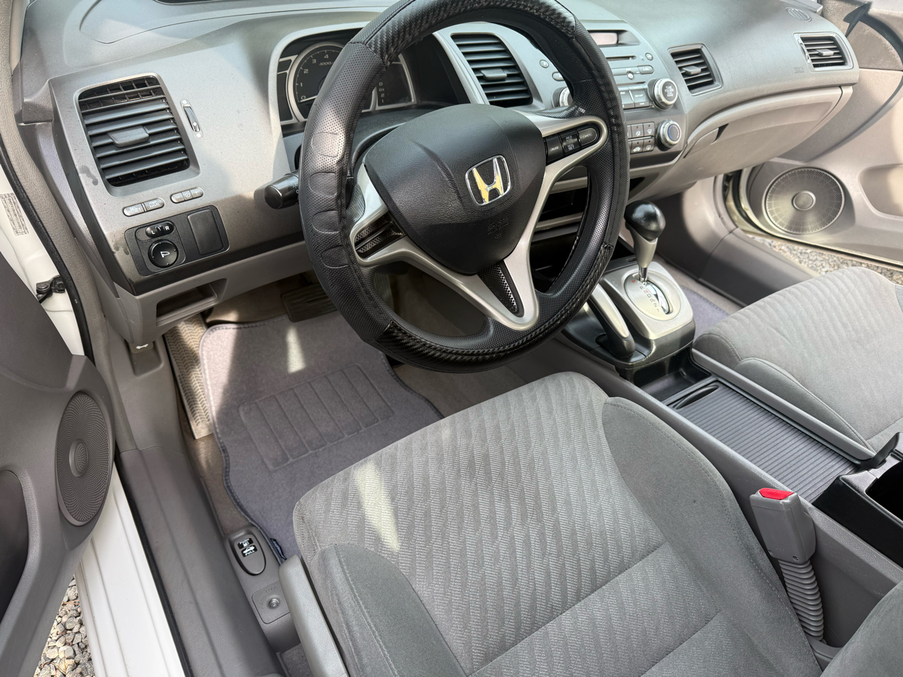 Honda Civic 2dr Coupe 1.6L Auto EX w/ABS 2011