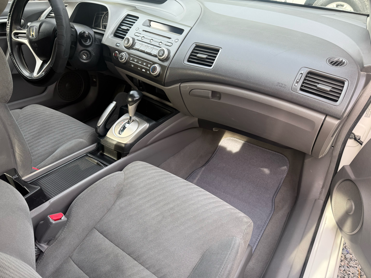 Honda Civic 2dr Coupe 1.6L Auto EX w/ABS 2011