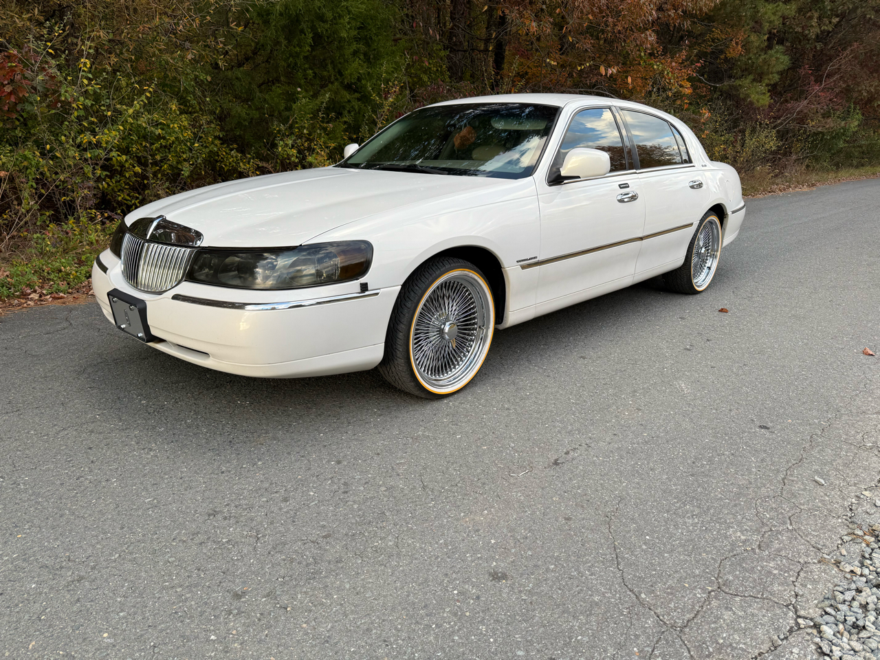 2002 Lincoln Town Car Executive