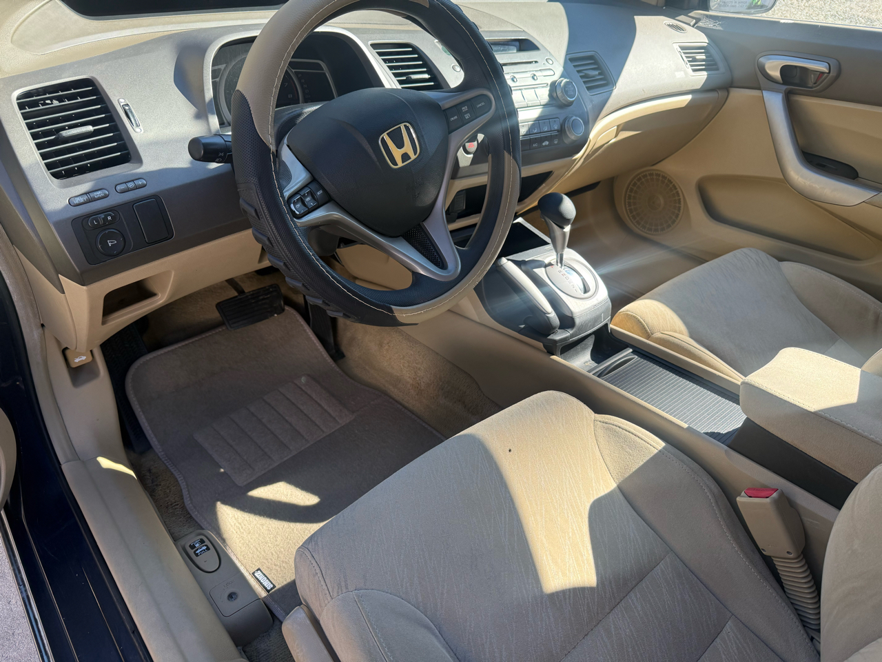 Honda Civic EX Coupe AT with Navigation 2006