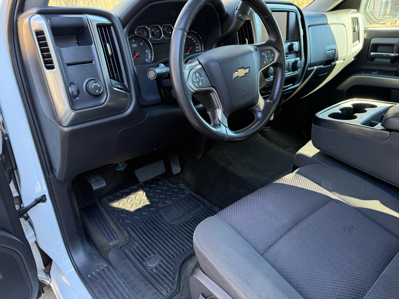 Chevrolet Silverado 1500 2WD Crew Cab 147" LT 2018