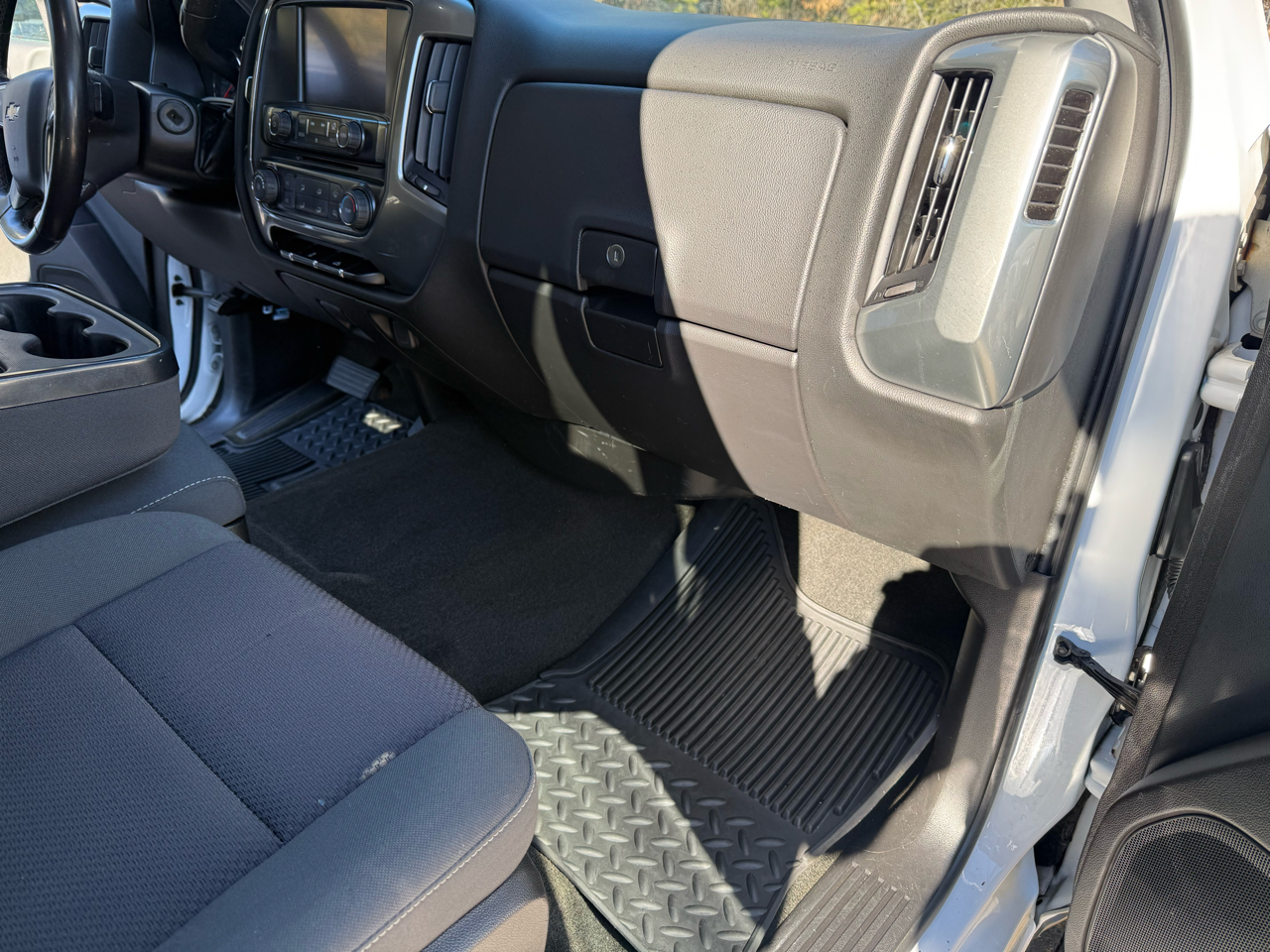 Chevrolet Silverado 1500 2WD Crew Cab 147" LT 2018