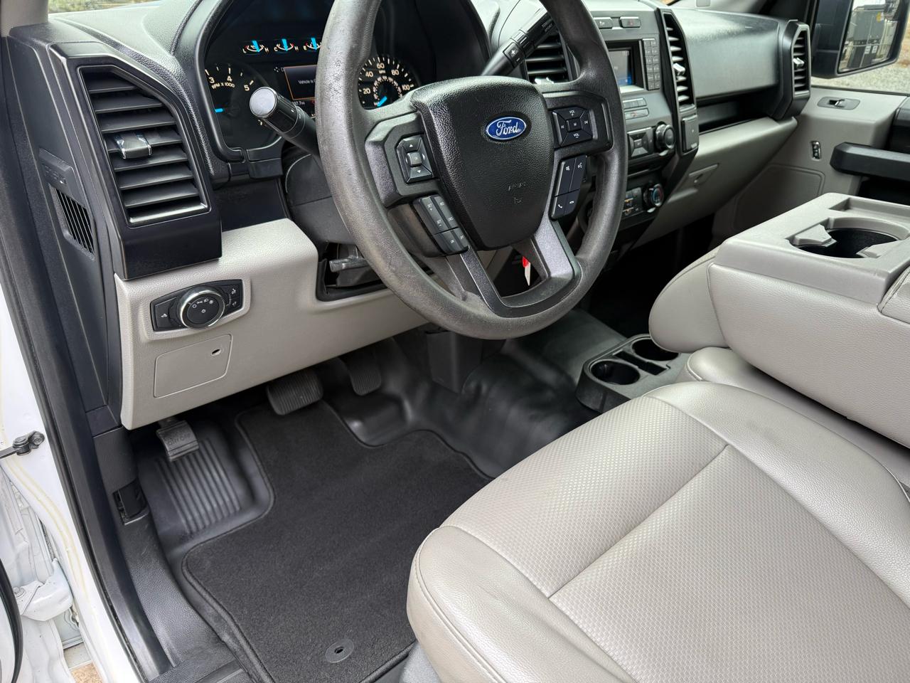 Ford F-150 XL SuperCab 6.5-ft. Bed 2WD 2017