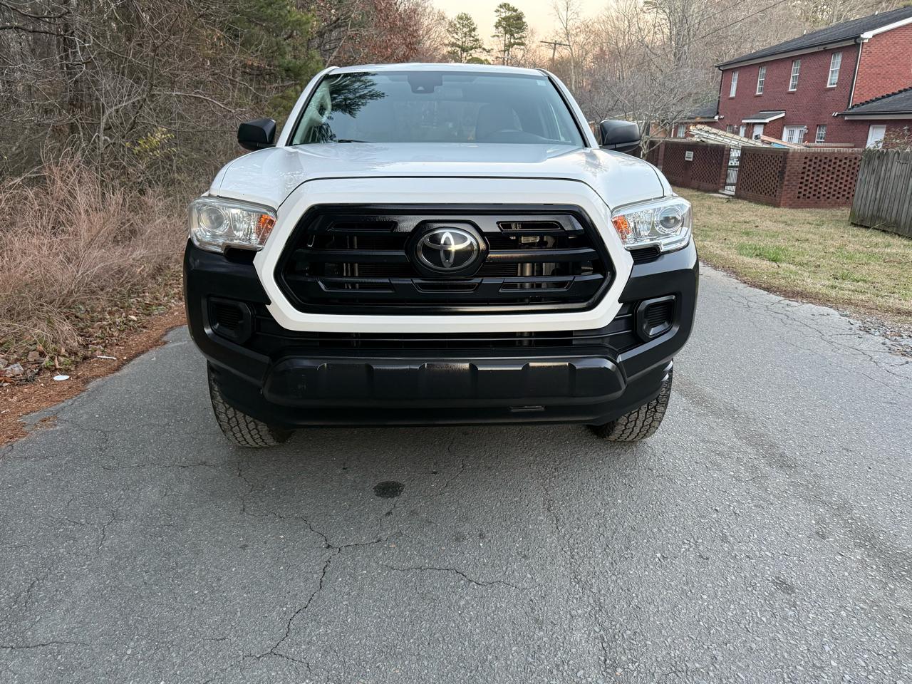 Toyota Tacoma SR5 Access Cab I4 6AT 2WD 2019