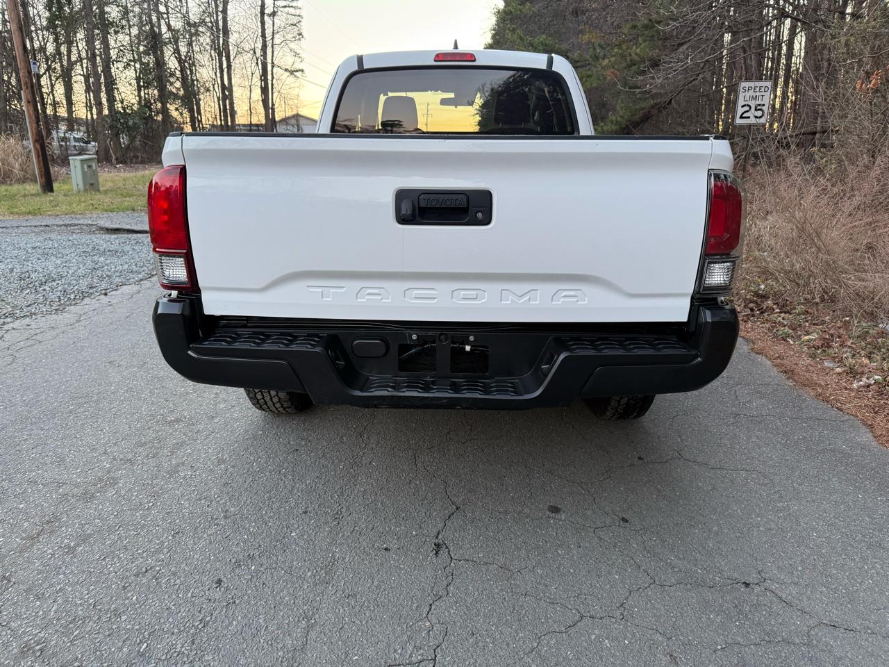Toyota Tacoma SR5 Access Cab I4 6AT 2WD 2019