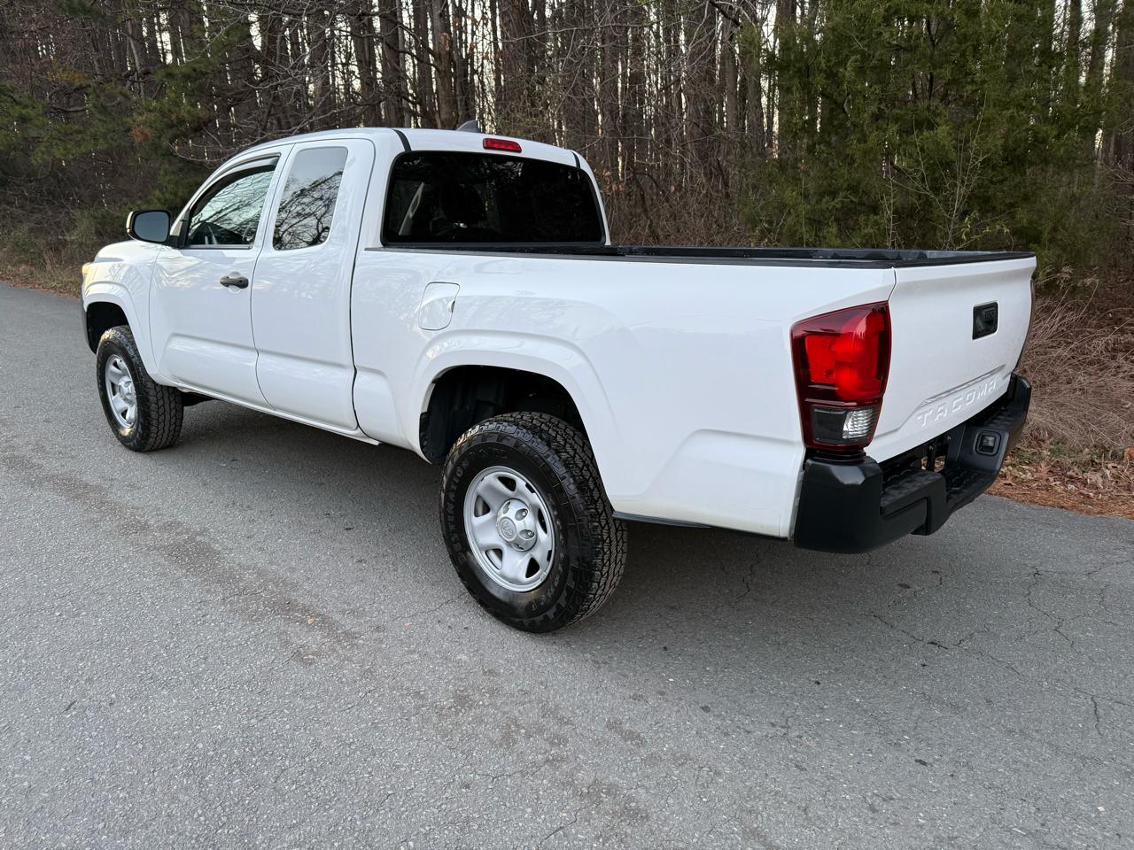 Toyota Tacoma SR5 Access Cab I4 6AT 2WD 2019