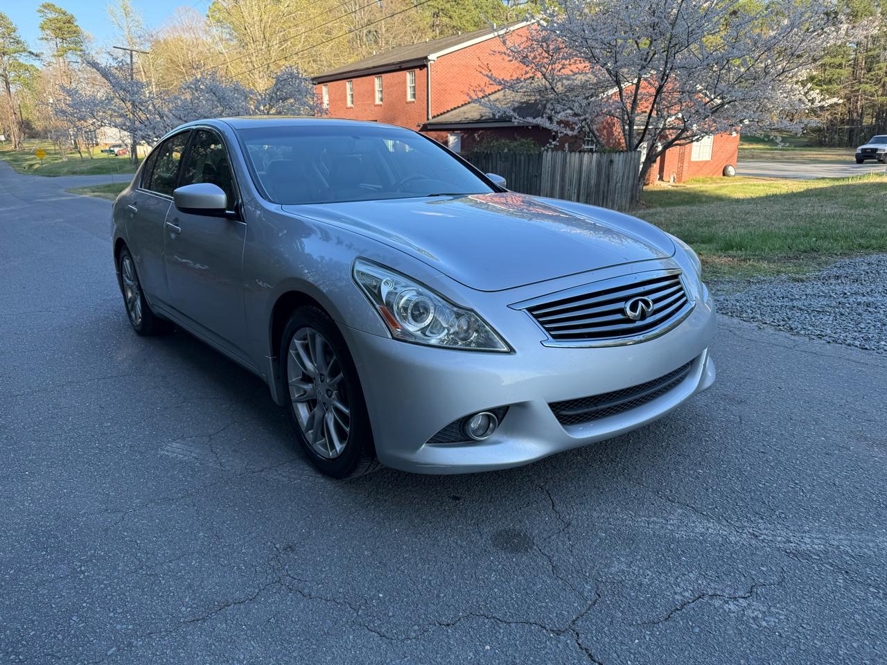 Infiniti G Sedan G37 2010