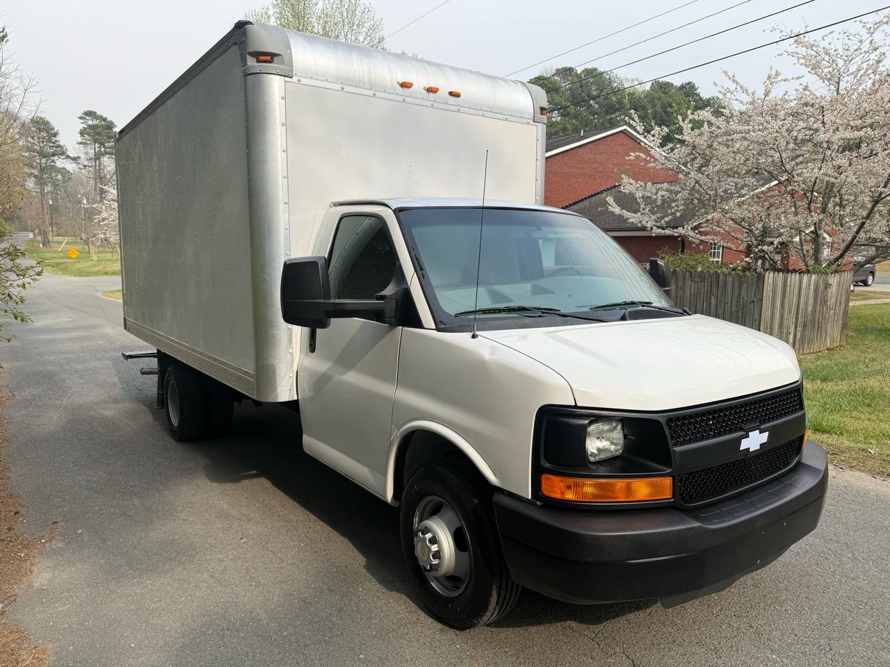 Chevrolet Express G3500 159" 2015