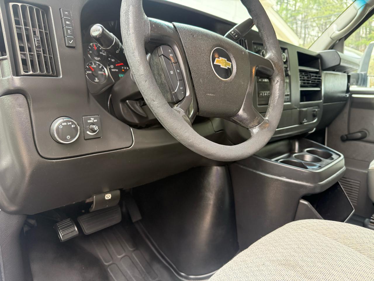 Chevrolet Express G3500 159" 2015