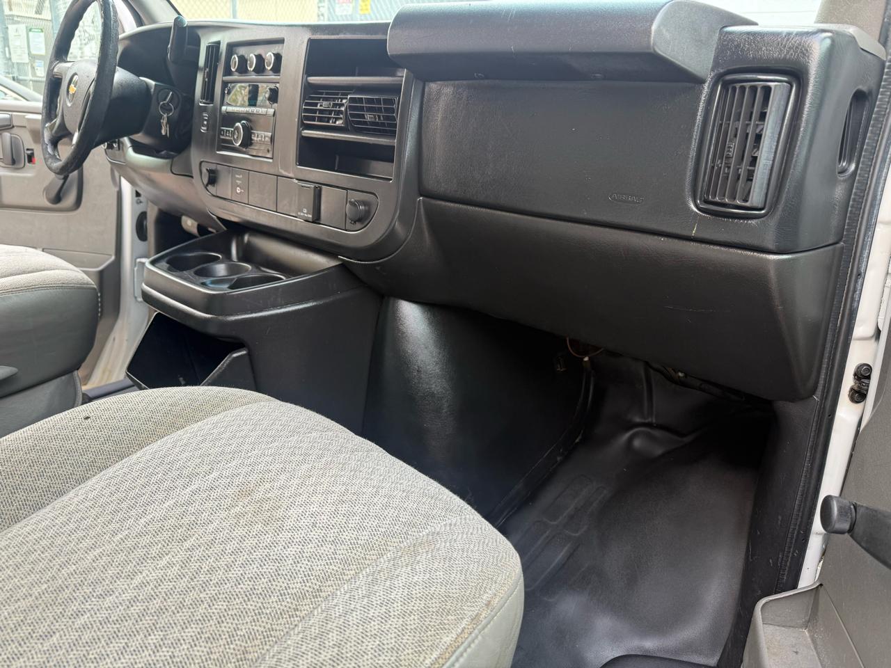 Chevrolet Express G3500 159" 2015