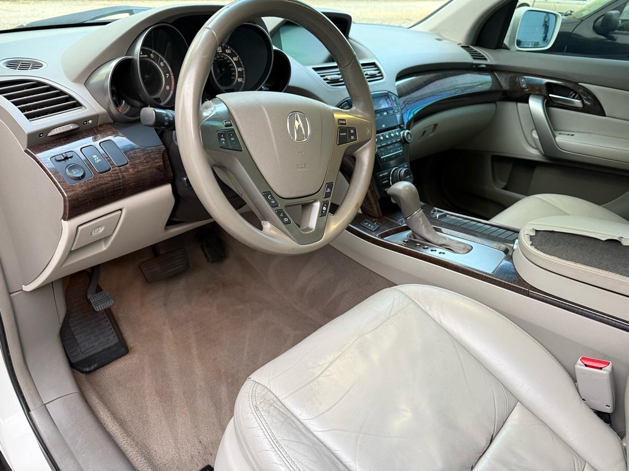 Acura MDX 6-Spd AT w/Tech Package 2011