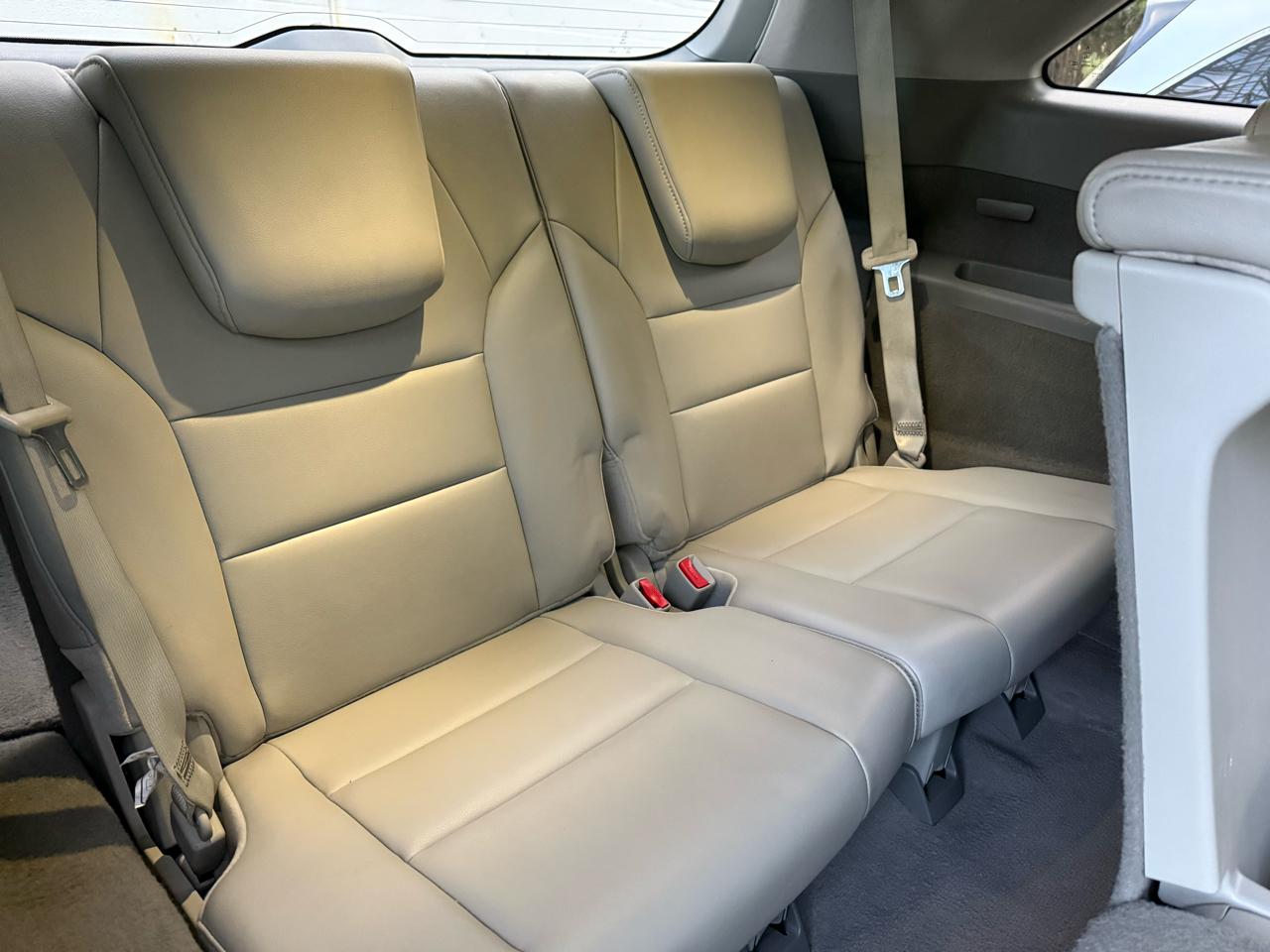 Acura MDX 6-Spd AT w/Tech Package 2011