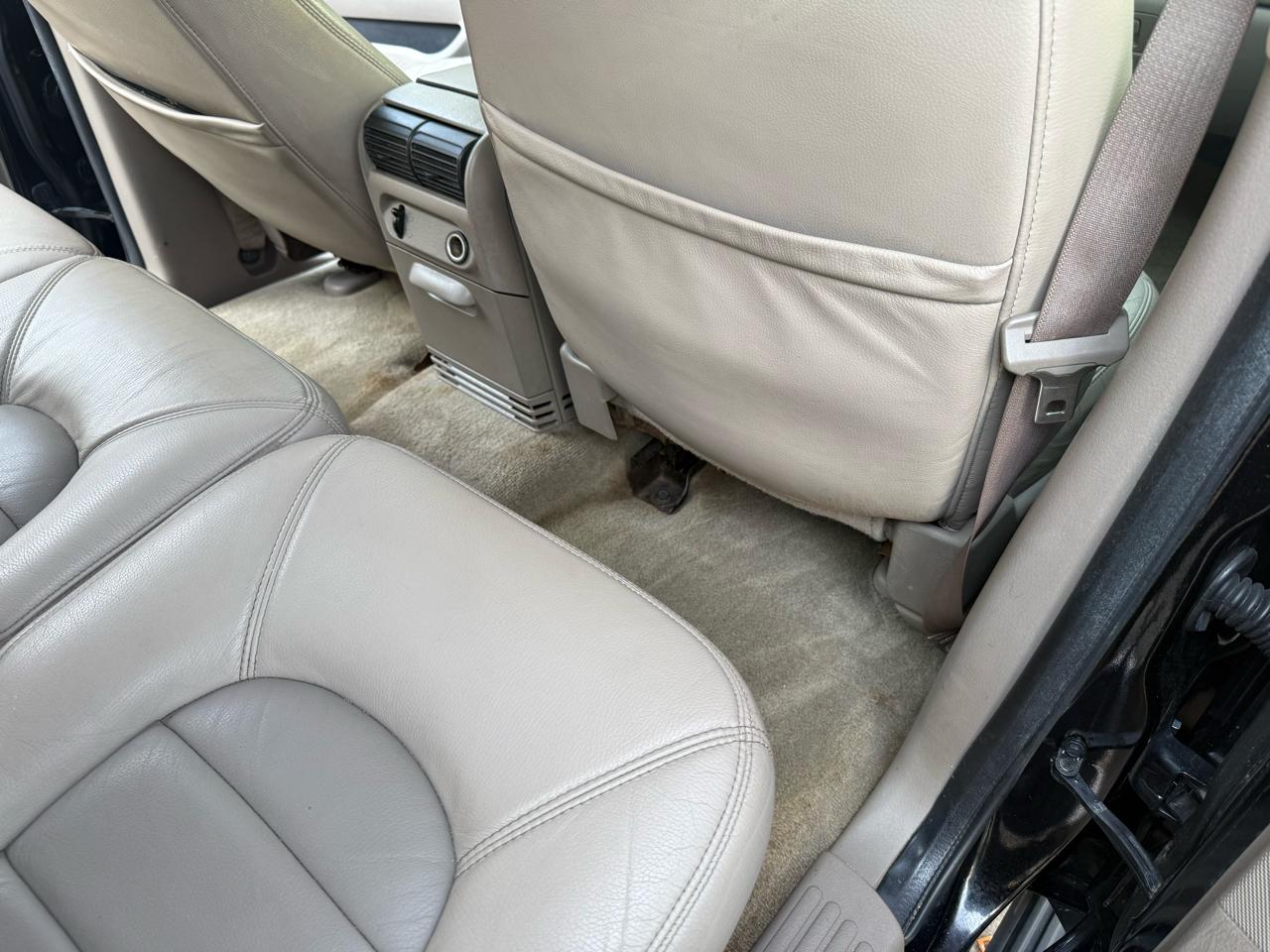 Ford Explorer Limited 4.6L 4WD 2003