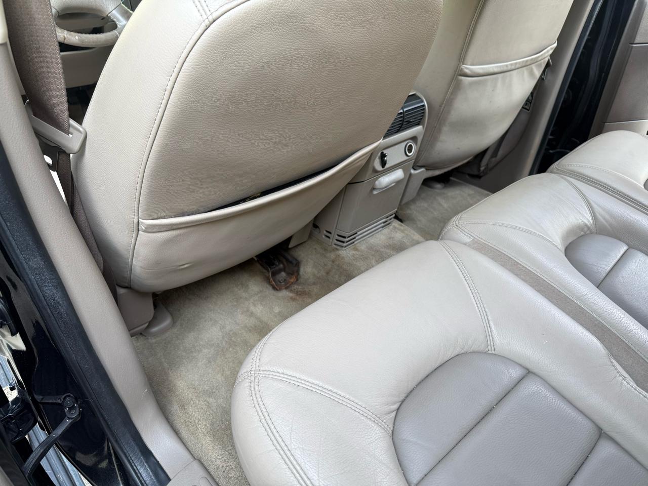 Ford Explorer Limited 4.6L 4WD 2003