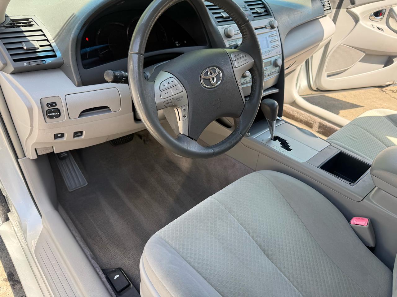 Toyota Camry Hybrid Sedan 2007