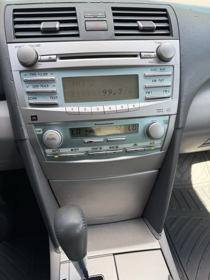 Toyota Camry Hybrid Sedan 2007