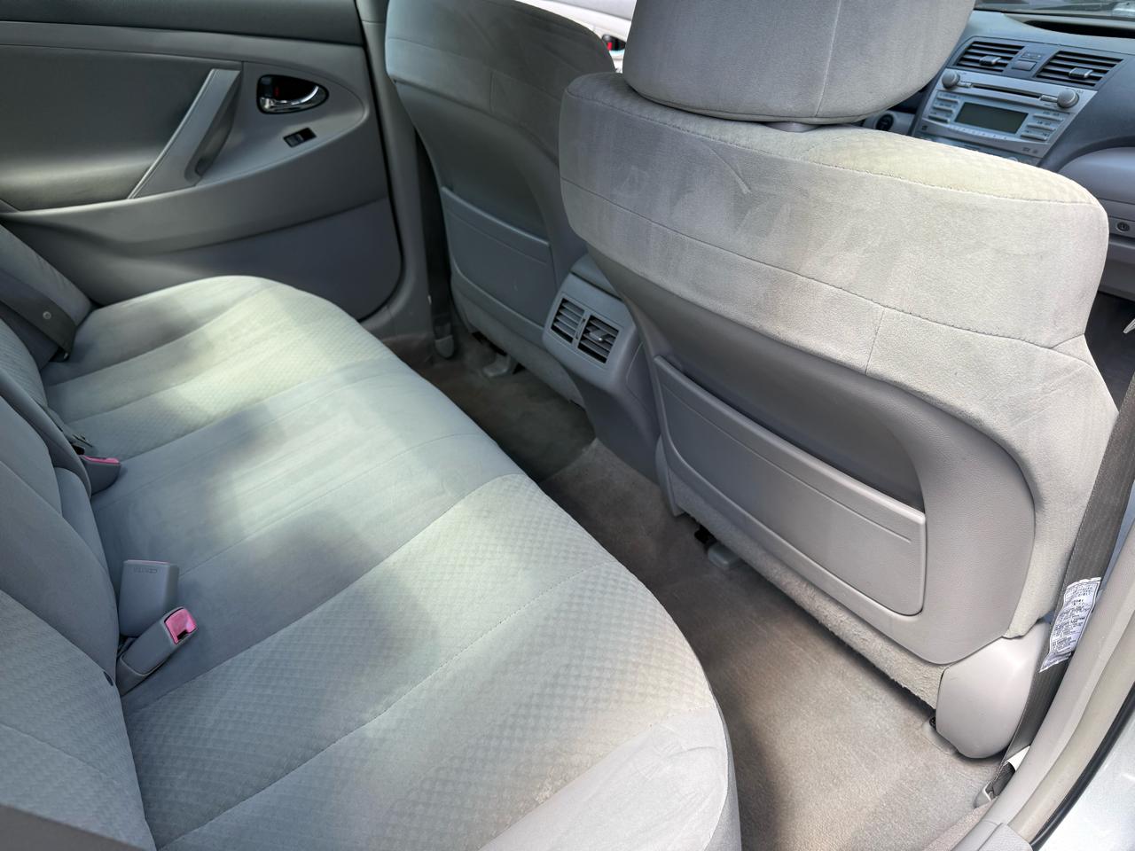 Toyota Camry Hybrid Sedan 2007